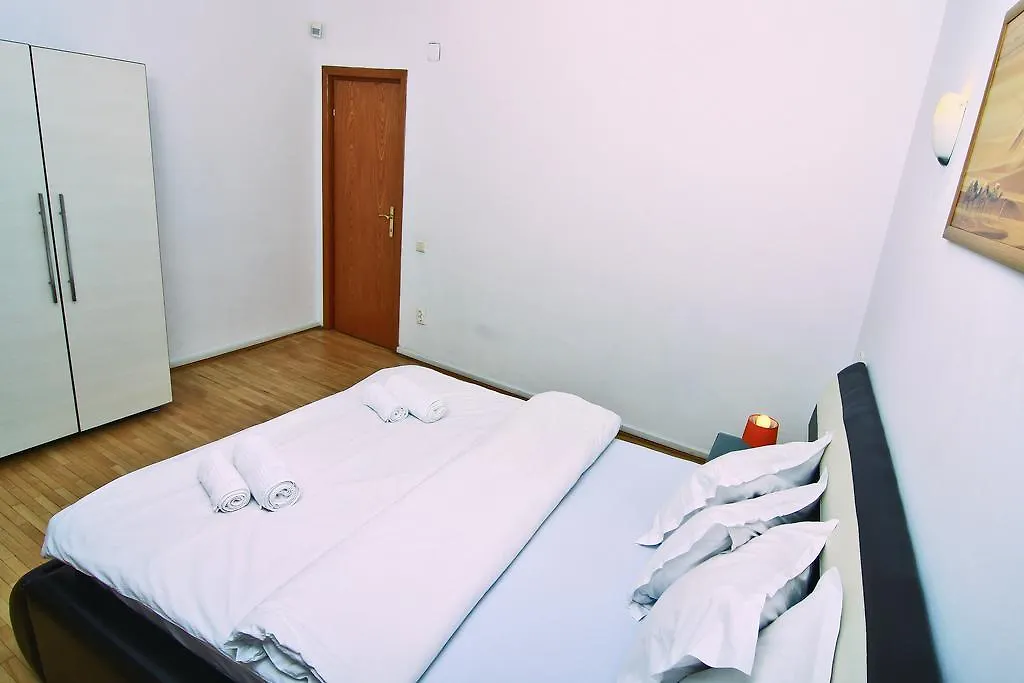 Nirvana Accommodation Bukurešť 0*,
