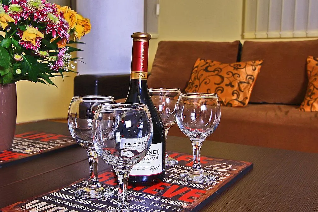 Daire Nirvana Accommodation Bükreş